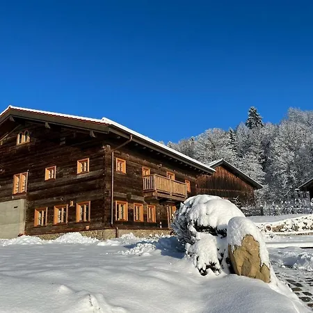 4br Cozy House In *